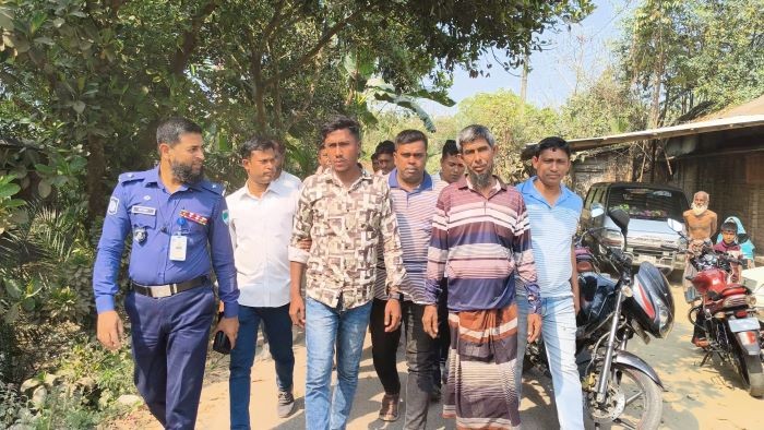 শৈলকুপায় জমি নিয়ে বিরোধের জেরে হামলায় কৃষক নিহত, আটক ২